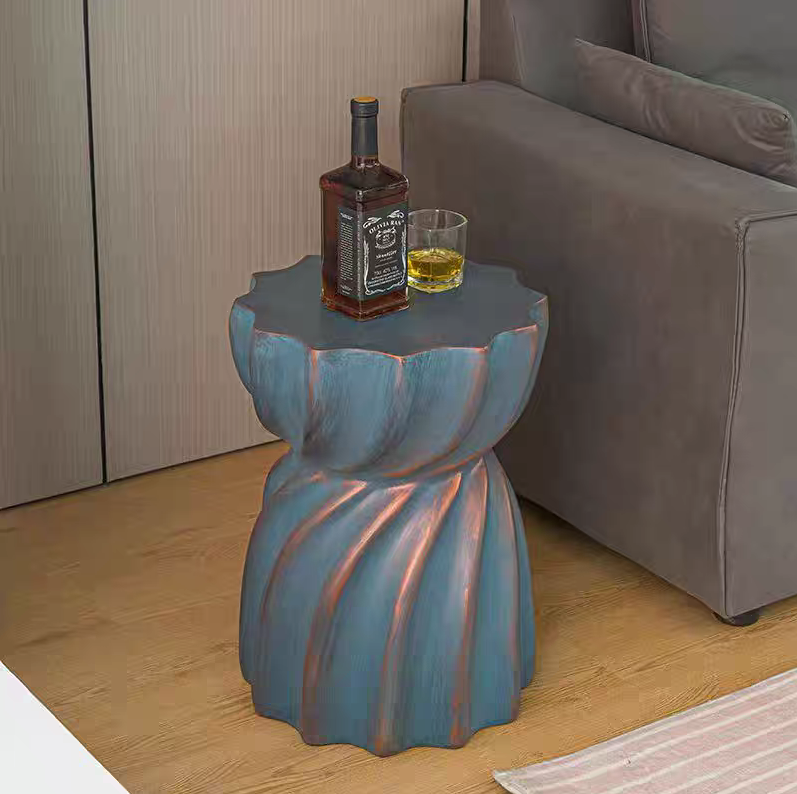 Heart Soars Round Outdoor Side Table – Modern Porcelain Tile Terrazzo Accent Table