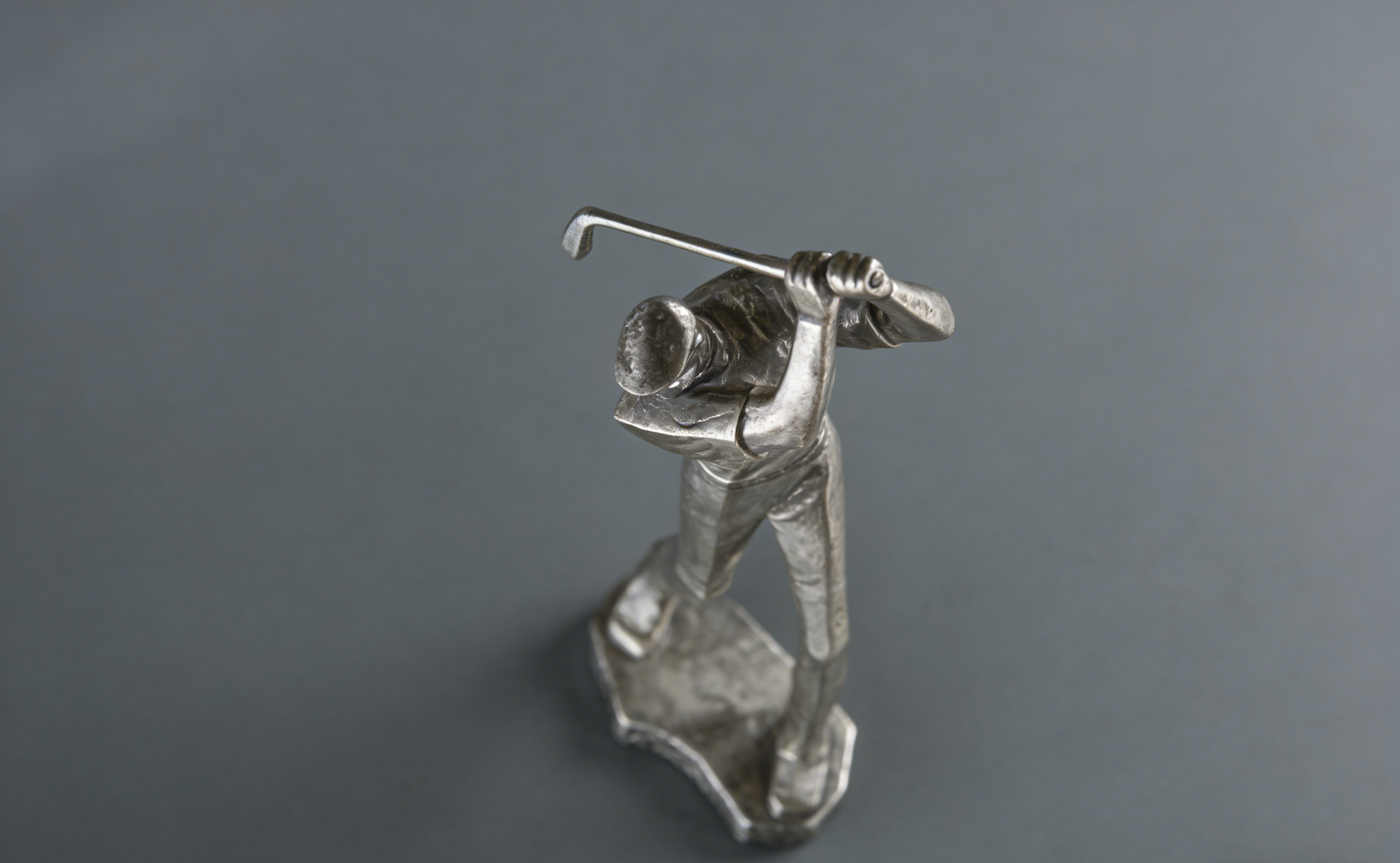 Golfer Swing Sculpture | Silver-Tone Golf Player Statue | Modern Home & Office Decor for Golf Enthusiasts
