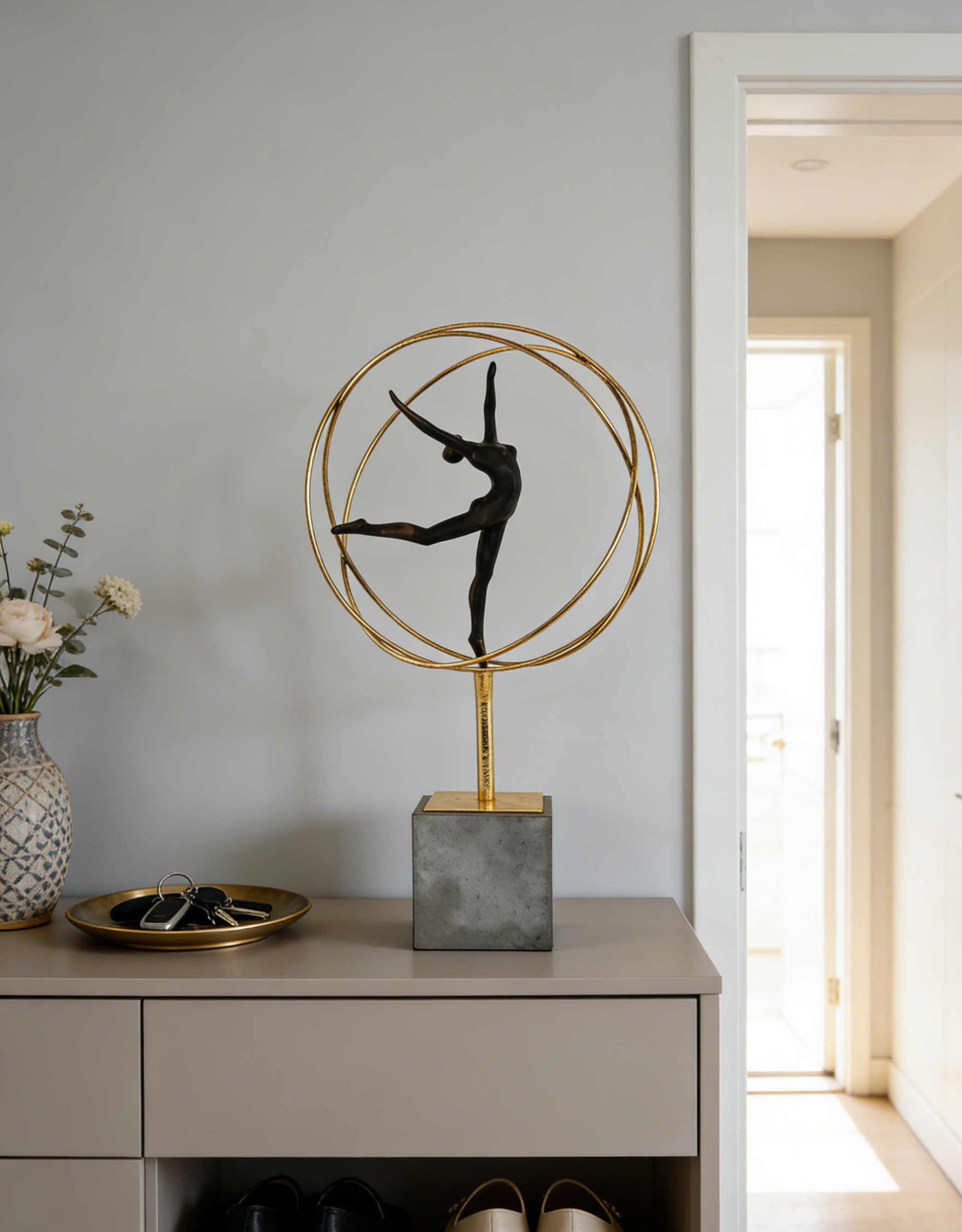 Artistic Gymnastics Figure Sculpture | 31×14×54 CM | Modern Gold & Black Home Decor ✨