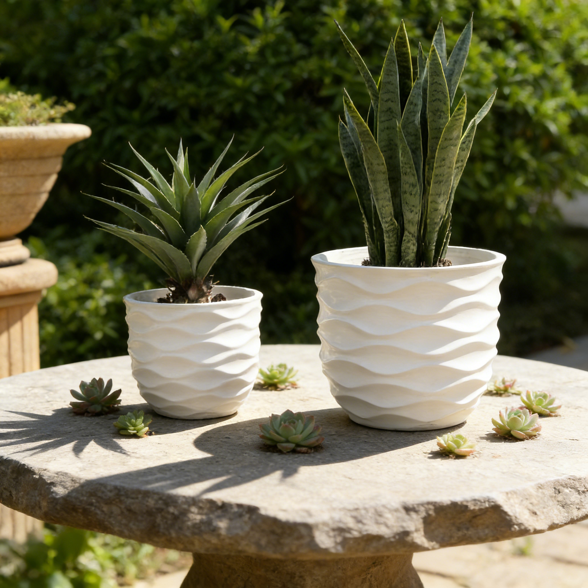 Heart Soars Wave Pattern Planter Pot Set, White, Magnesium Oxide Material, 2 Piece Set, 13.4 and 17.3 Inch